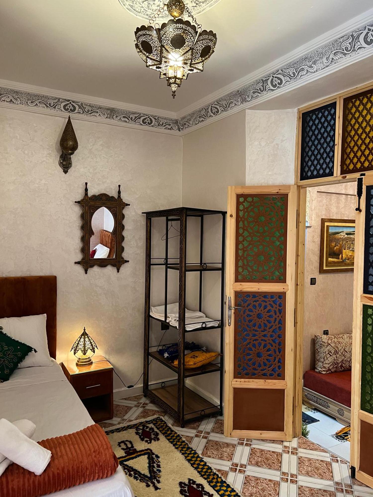 Authentique A La Medina De - A Deux Pas De Bab Bou Jeloud & Des Souks Appartement