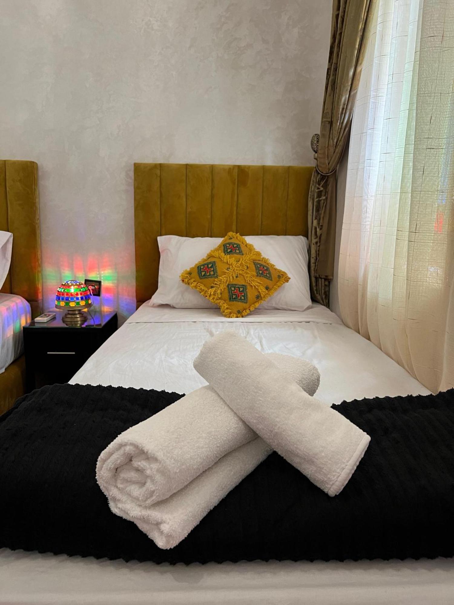 Authentique A La Medina De - A Deux Pas De Bab Bou Jeloud & Des Souks Appartement Fez